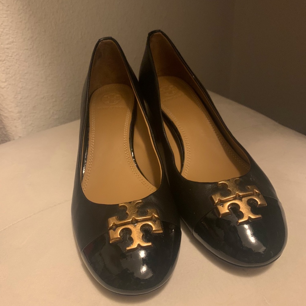 Tory Burch pump